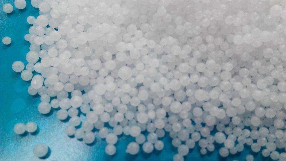 尿素價(jià)格“全面”上漲200-300元！多地創(chuàng)新高，瘋漲原因曝光！